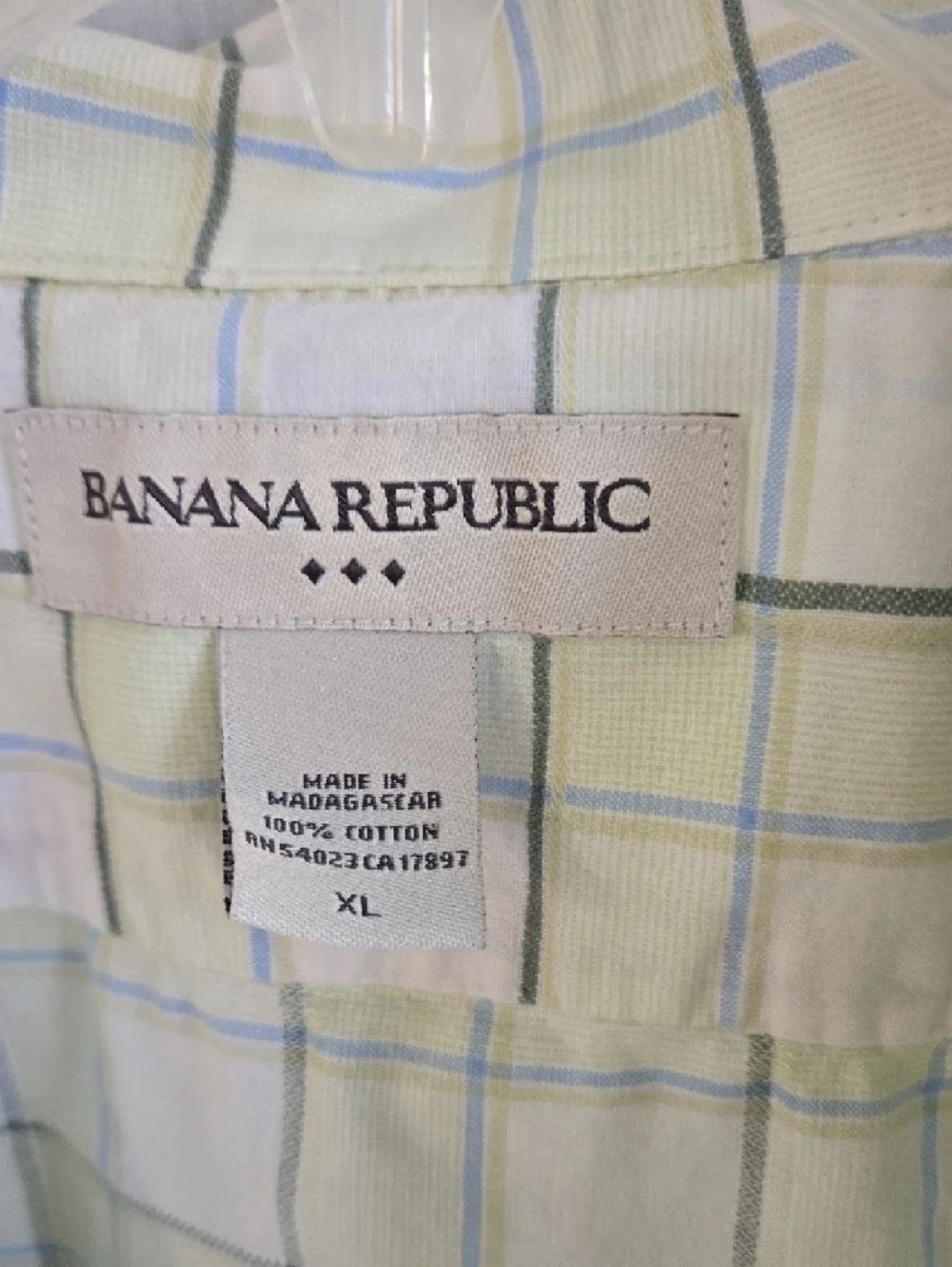 Banana Republic Green & White Plaid Short‑Sleeve Button‑Down Shirt – Size XL,